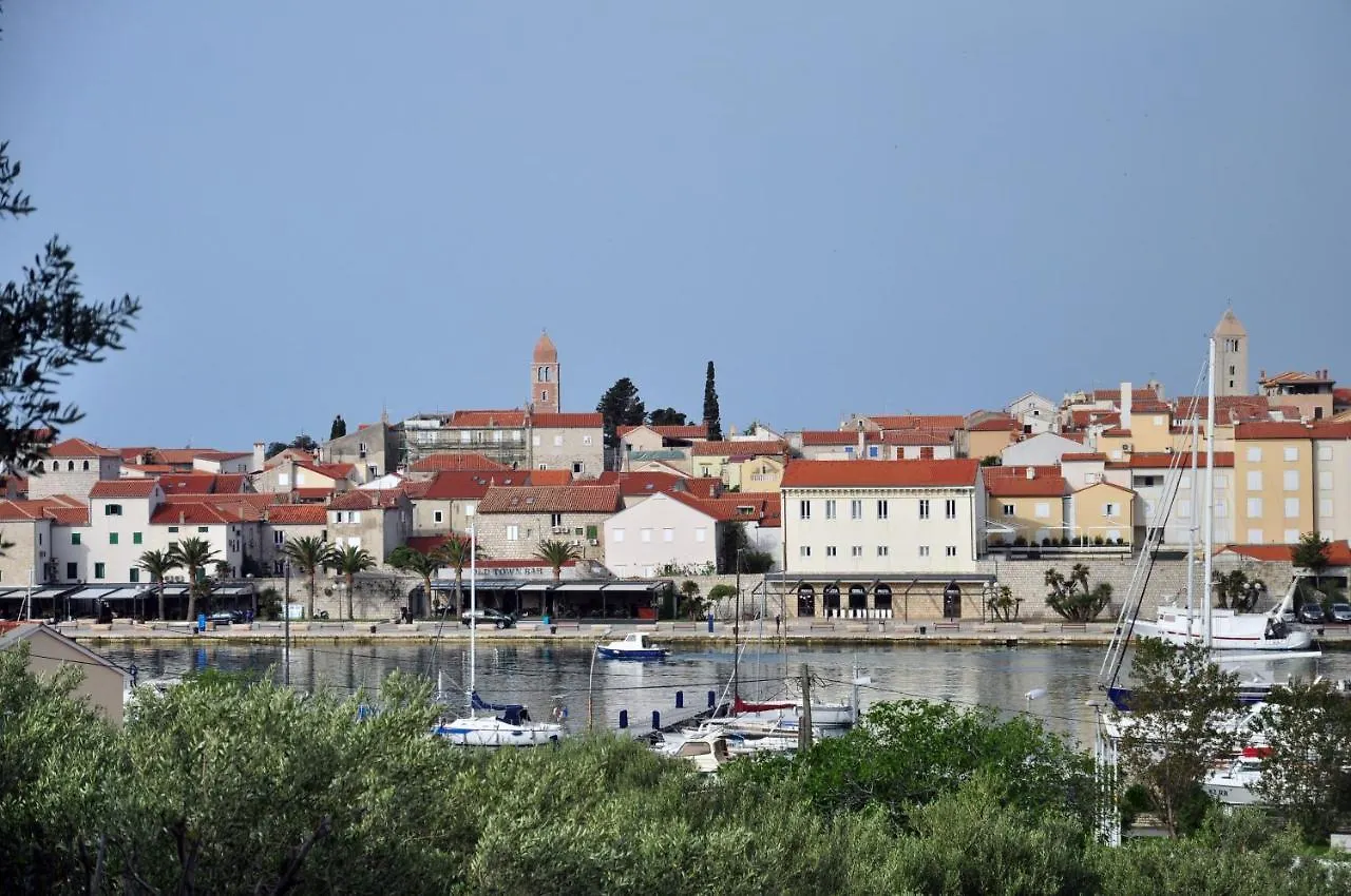 Rose Rooms At Island Of Rab Banjol