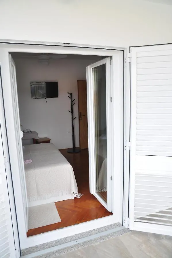 Gasthof Rose Rooms At Island Of Rab Banjol