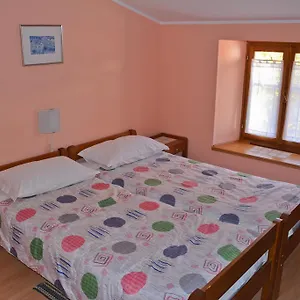 *** Gostinjska kuća Sobe Pintur Croatia